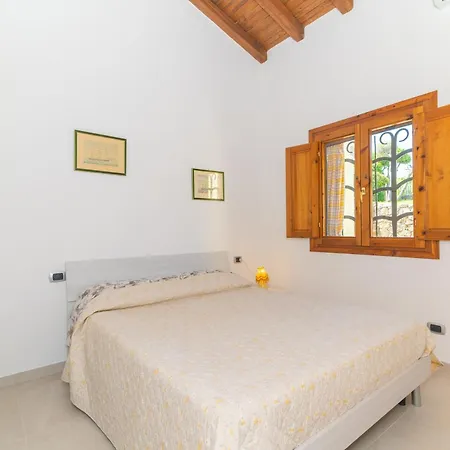 Nina Costa Caddu Casa vacanze San Teodoro (Sardinia)